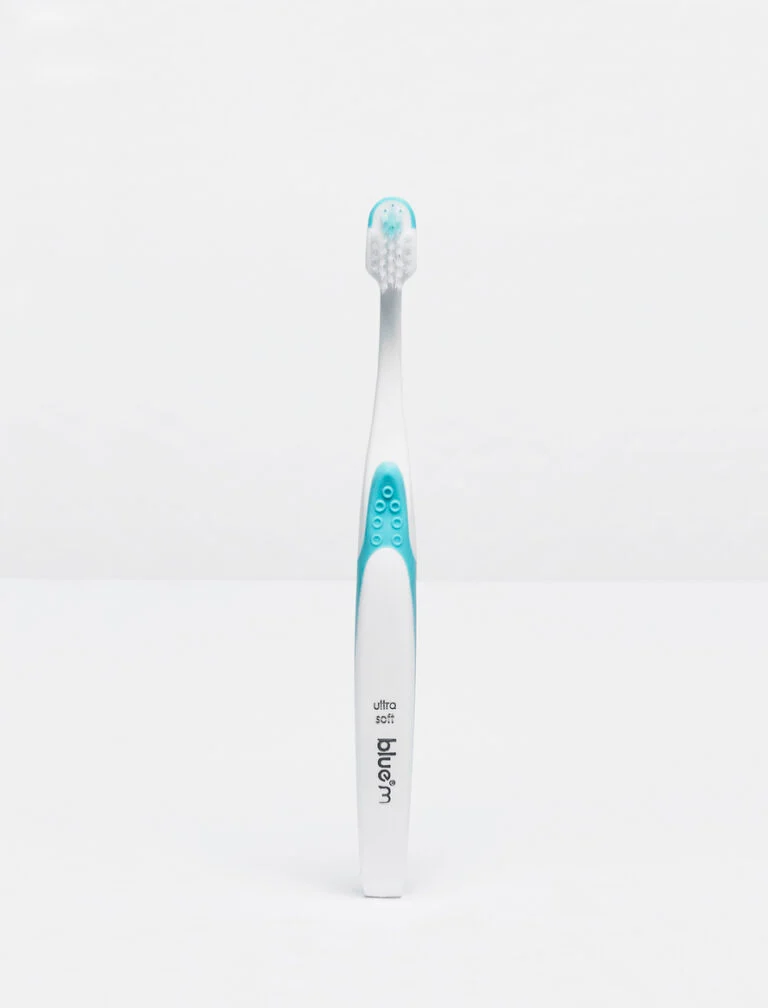 Blue m ultraweiche Kinderzahnbürste