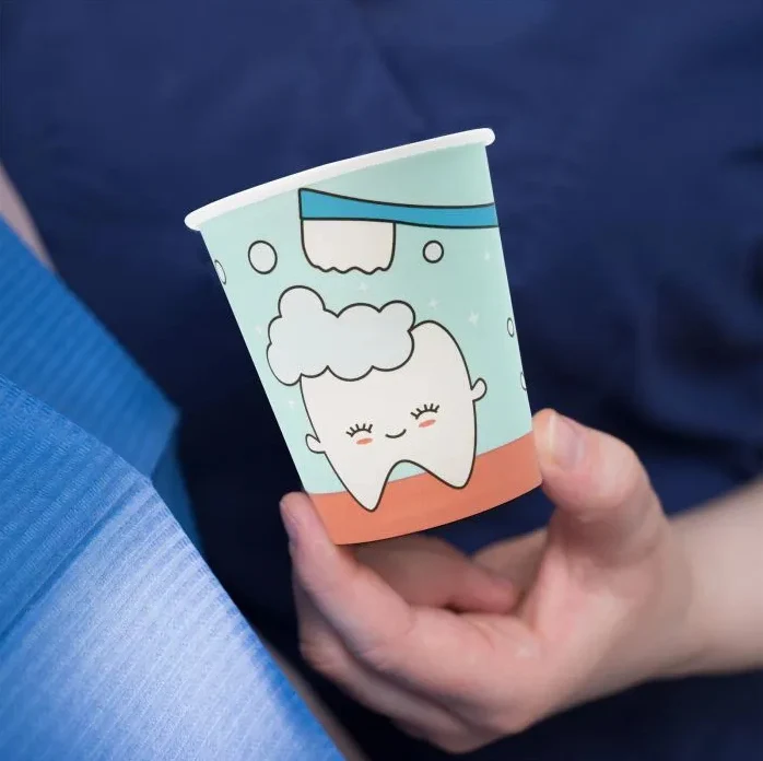 Wellsamed Mundspülbecher aus Papier Zähnchen